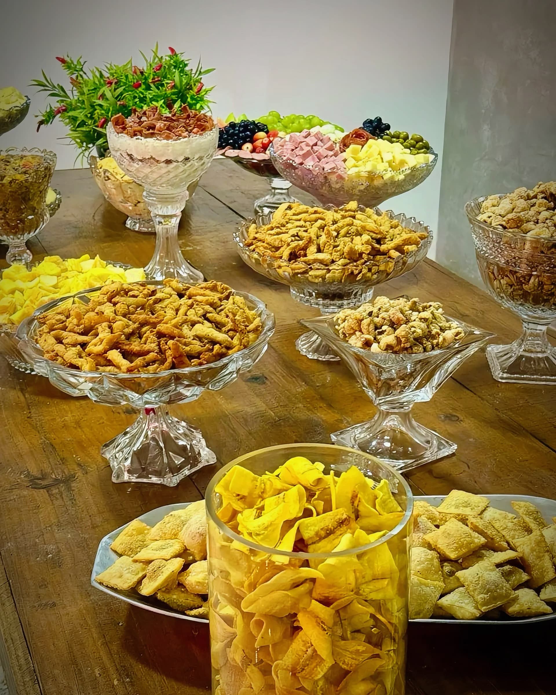 Mesa de buffet da Adelaide Festas & Buffet — foto 1